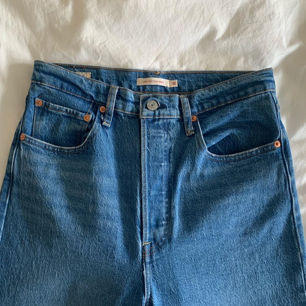 Levi’s Ribcage Cropped Bootcut Jeans - Picture 5 of 6